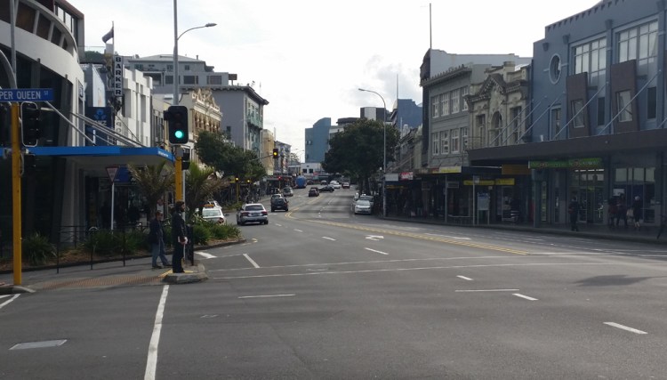 24. Queen Street intersection