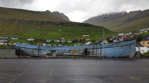Documentation of ‘Trace drawing’ Berkana, Laguz (inverted), Teiwaz in Fuglafjørður, photograph by Martin Drury