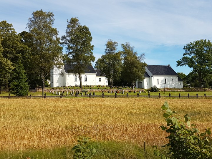 Hurum Kirke © Tracey M Benson || bytetime