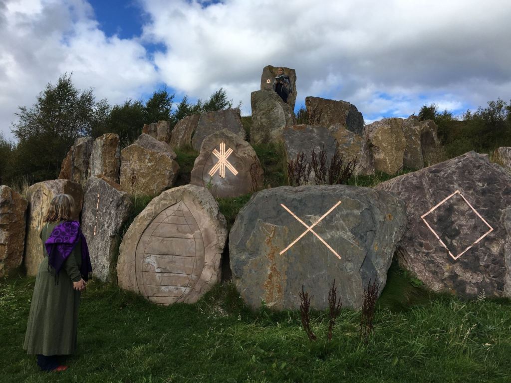Photograph of Kate Vega and Tracey Benson at Crawick Multiverse, September 15, 2017. Photograph by Gian Pietro.